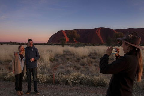 Highlights Of Uluru Including Sunrise And Breakfast - Getaway Accommodation 4