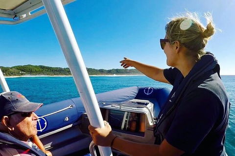 Julian Rocks Byron Bay Cruise - Getaway Accommodation 3