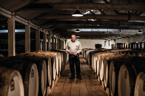 Seppeltsfield Taste Your Birth Year Experience - Getaway Accommodation 2