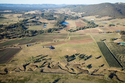 Private Helicopter Flight To Hunter Valley With A La Carte Lunch - For 2 - Getaway Accommodation 5
