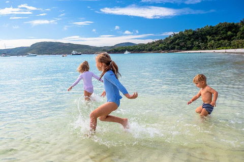 Whitehaven Beach And Daydream Island Cruise - Getaway Accommodation 3