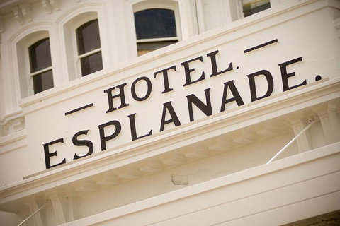 Live Music Melbourne Bus Tour - Getaway Accommodation 0